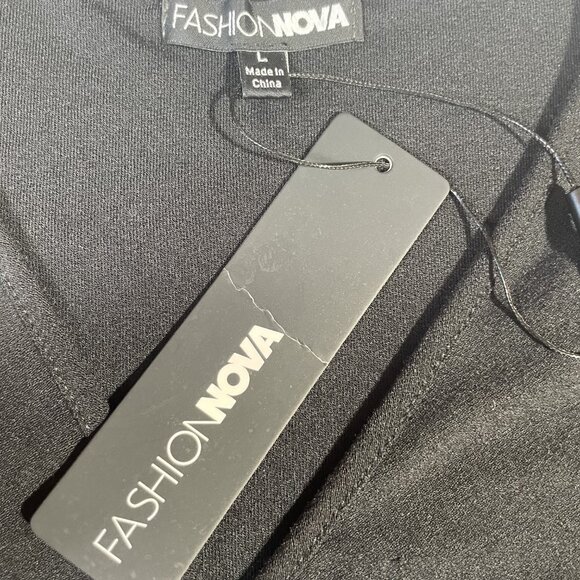 Fashion Nova Layla Fit & Flare Wrap Dress Mini V Neck Long Sleeves Black Size L - Picture 13 of 16